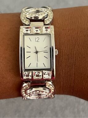 Vintage Rhinestone Bracelet Watch Silver Tone Art Deco Y2K Glam